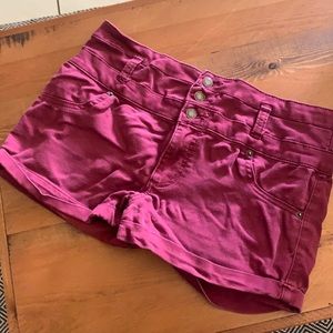 Burgandy‎ wine color shorts, 3 button style